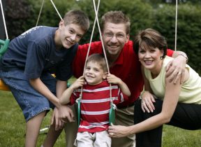 Family_Courtesy HomeLife Magazine Michael Gomez Photographer